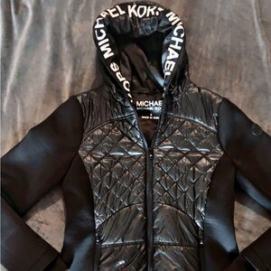 MICHAEL Michael Kors  Black and white LOGO Puffer Jacket